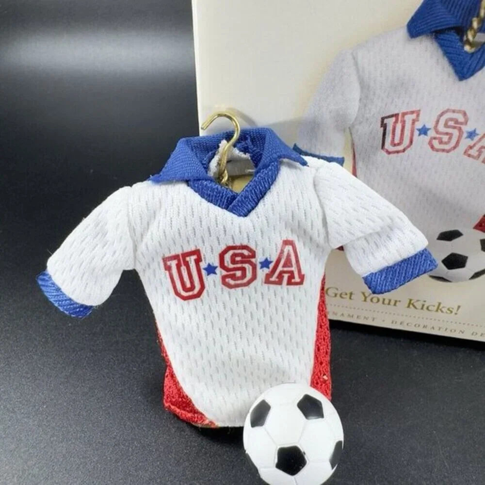 2006 Hallmark Keepsake Get Your Kicks‎ Ornament Figurine NEW In Original Box